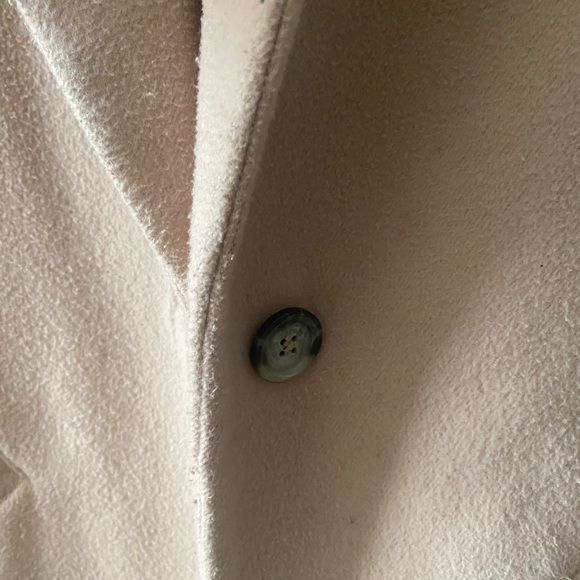 Elizabeth and James Peacoat - Picture 14 of 16